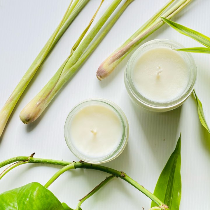 Lemongrass scented candle